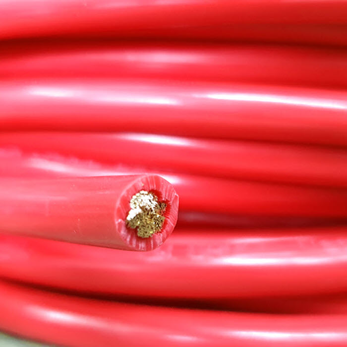 สายไฟแบตเตอรี่ Flexible ขนาด 25 Sq.mm. ทองแดงแท้ ทนกระแสสูงสุด 142A สีแดง (ตัดแล้ว 80 ซม.)